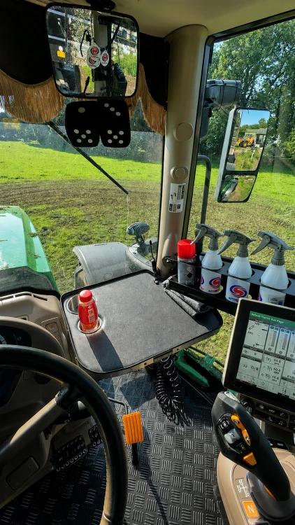 AgriShelf JohnDeere 6R 2