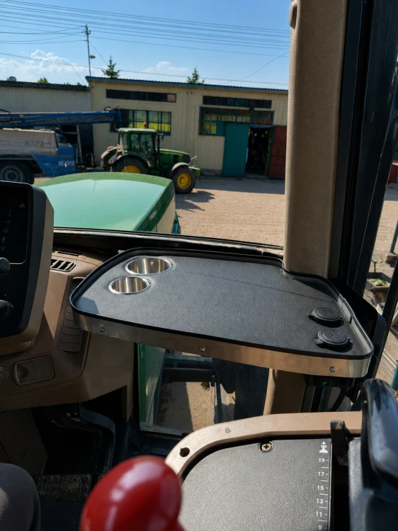 AgriShelf John Deere 6820 series 4